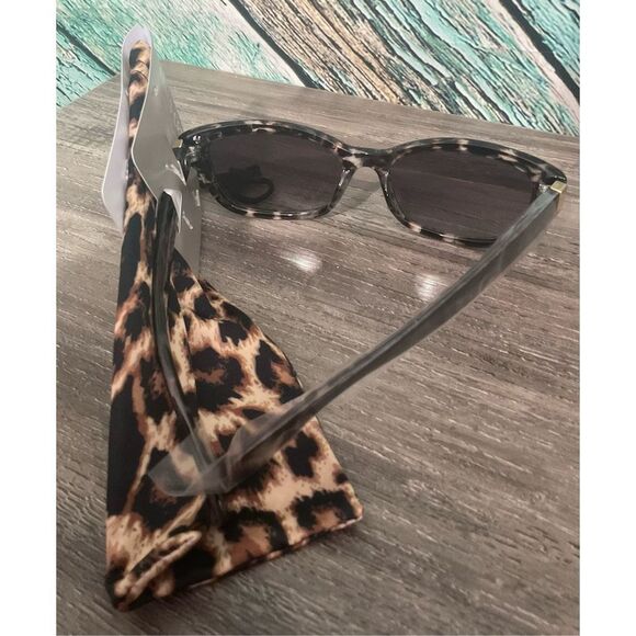 NWT Falls Creek Sunglasses Women’s Unisex Leopard Pouch UVA/UVB Protection ☀️🌞 - Picture 4 of 12